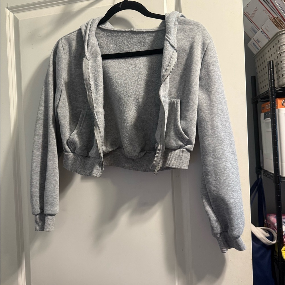 SHEIN Gray Cropped Hoodie